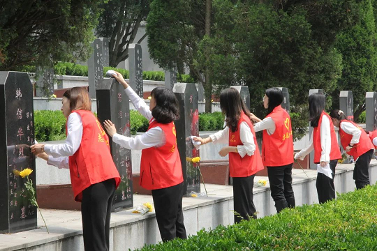 图片2.png 图片2.png