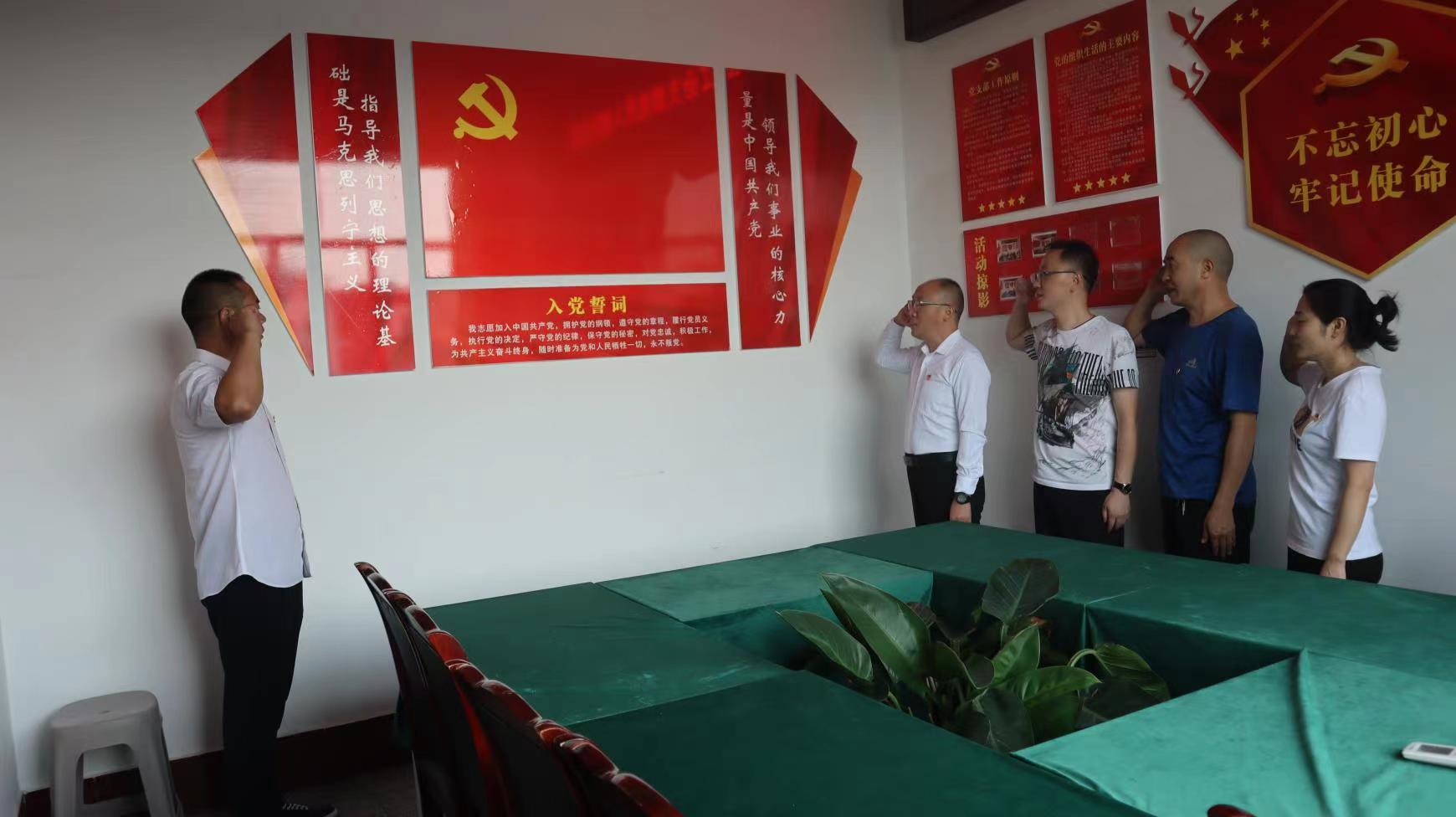 50cb19d6dbed08414acb197980b82fb.jpg 50cb19d6dbed08414acb197980b82fb.jpg