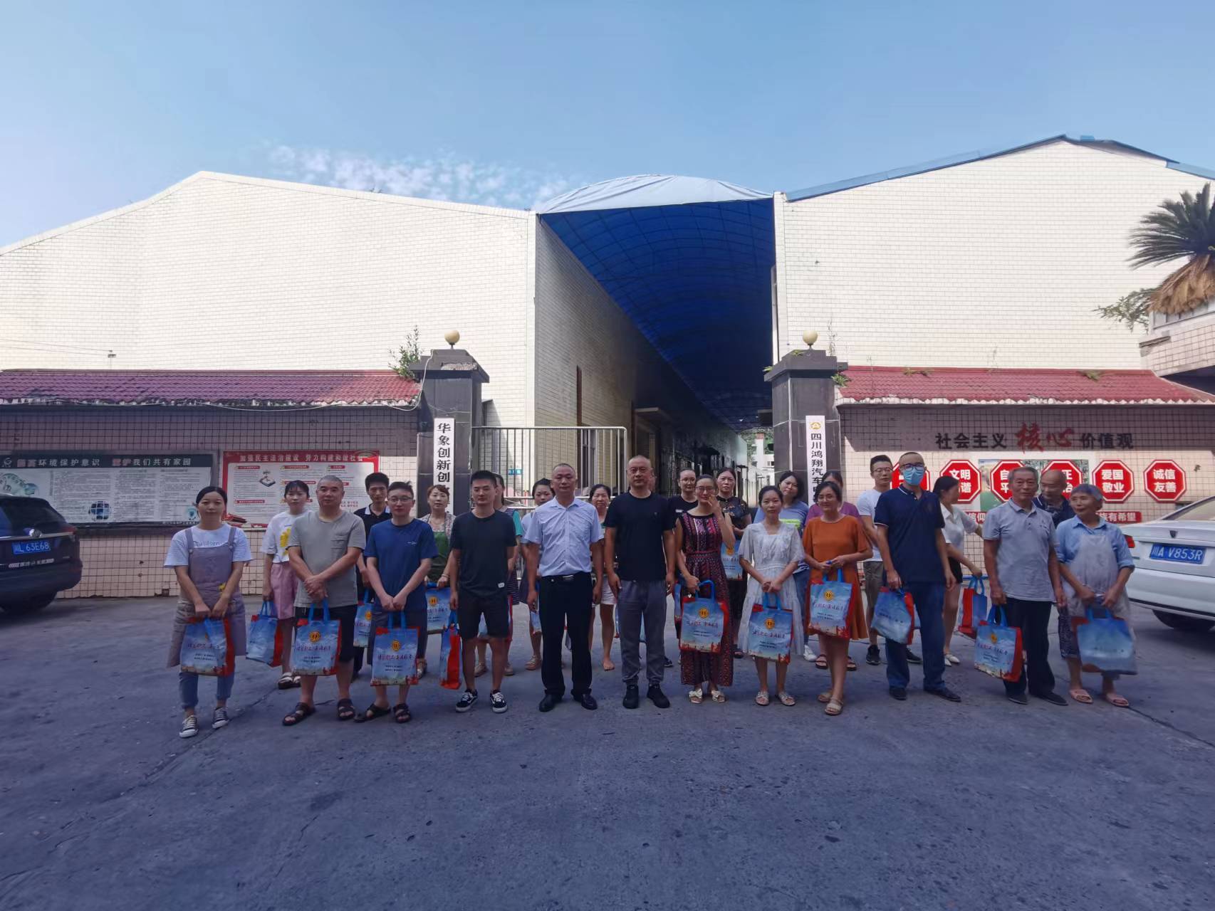 703ccdec54fcdab9153c5fd37162187.jpg 703ccdec54fcdab9153c5fd37162187.jpg