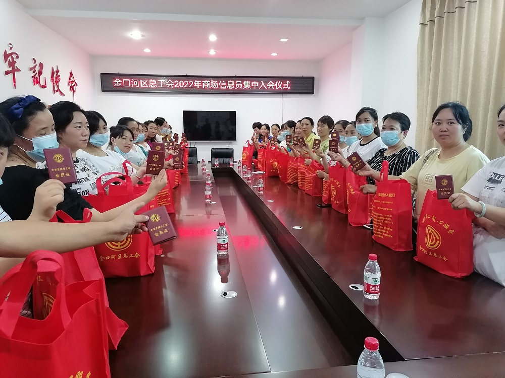 照片.jpg 照片.jpg