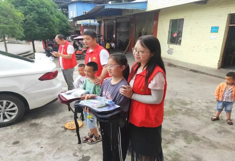 图片2.jpg 图片2.jpg