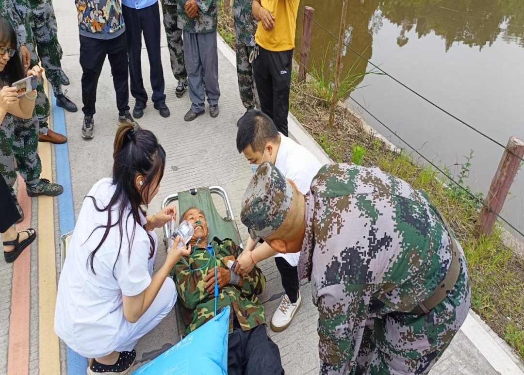 图片2.jpg 图片2.jpg