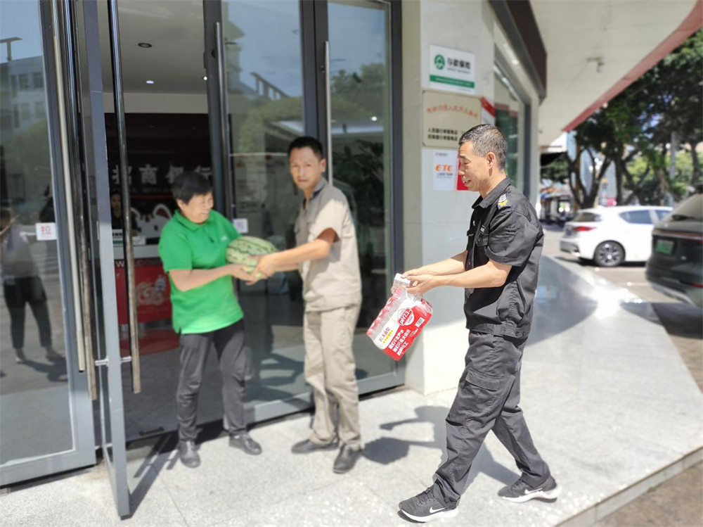 图片2.png 图片2.png