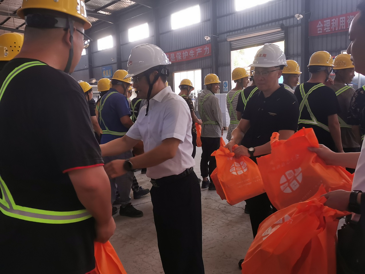 图片4.jpg 图片4.jpg