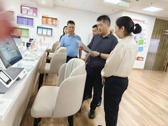 图片2.png 图片2.png