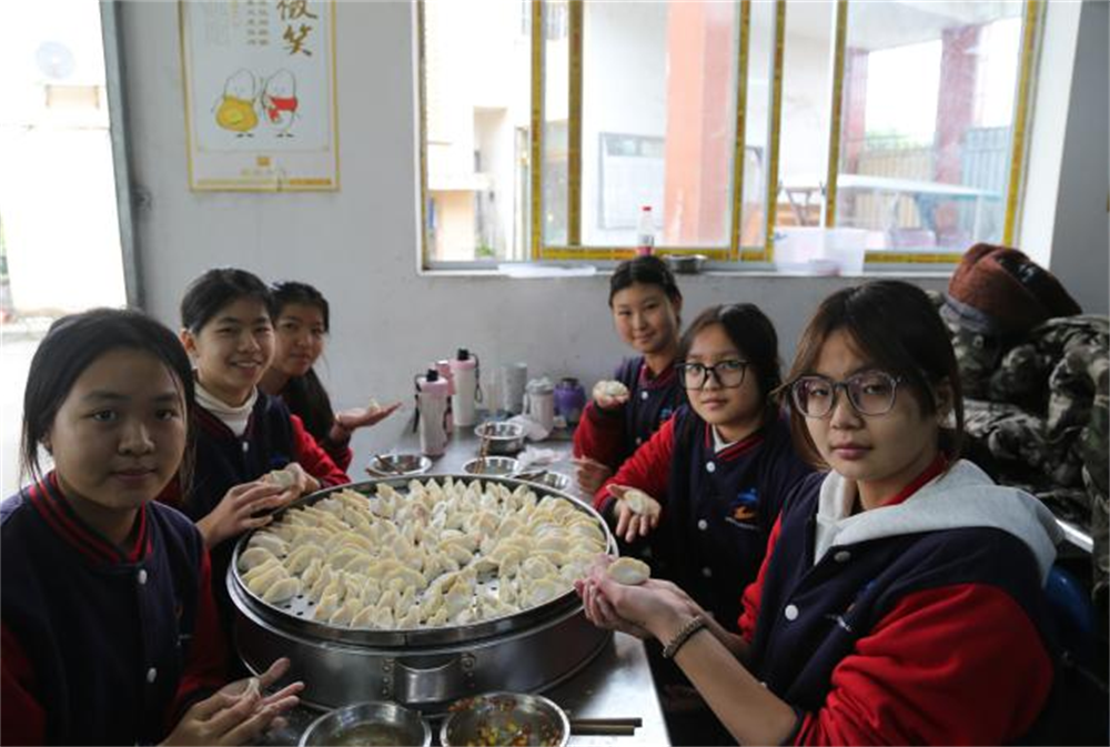 图片2.png 图片2.png